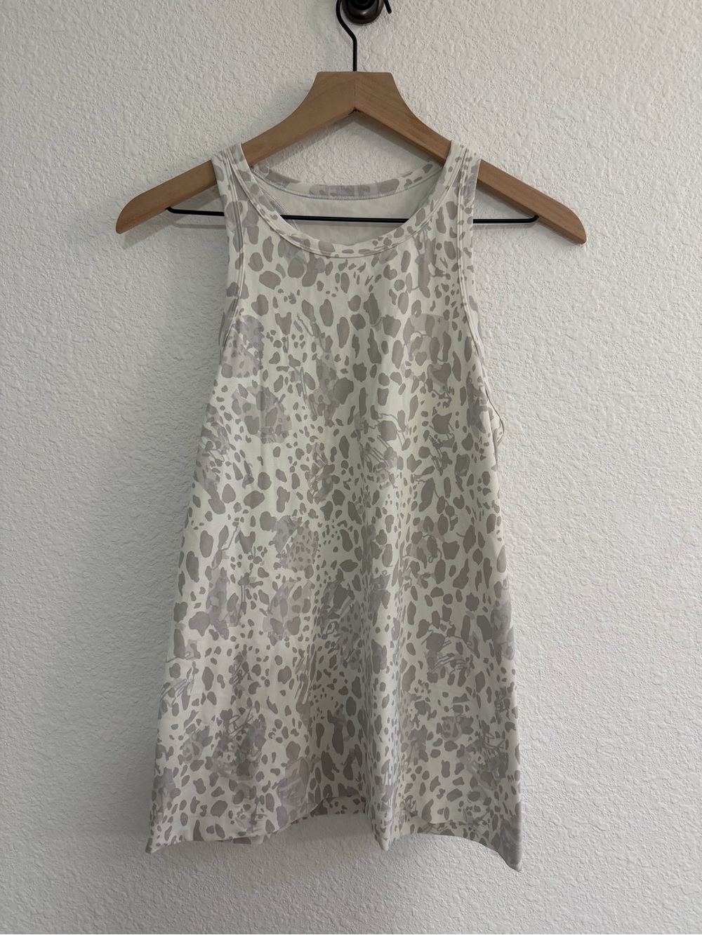 lululemon athletica Cream & Light Gray Leopard Tank